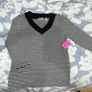 Liz Claiborne- 3/4 sleeve top